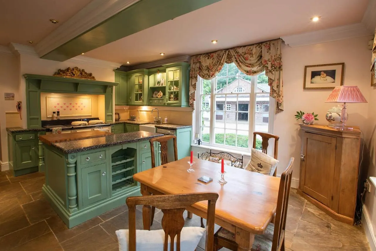 Walcot Hall Alkborough Holiday home